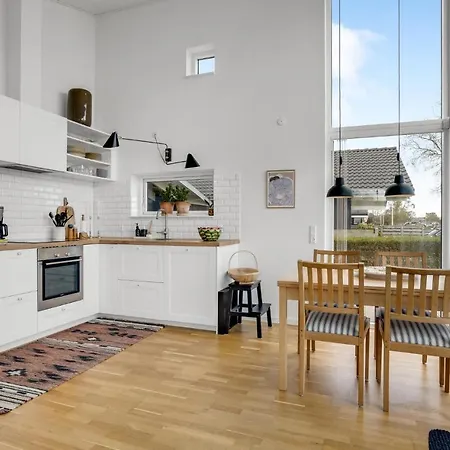3 Bedroom Stunning In Ferienhaus *