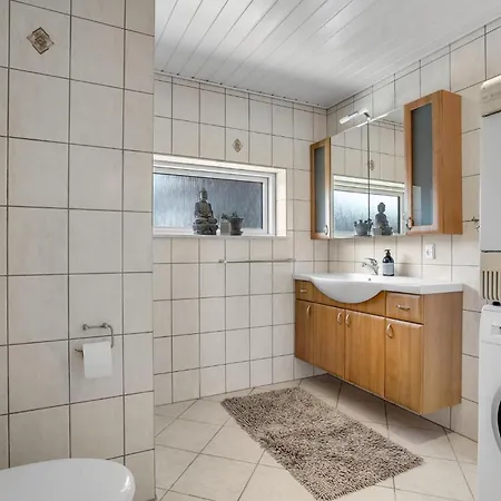 بيت للعطل 3 Bedroom Stunning In Sjolund